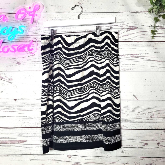 Chico's Black White Zebra Tribal Print Elastic Waist Straight Pencil Skirt Sz 3 - Picture 1 of 4
